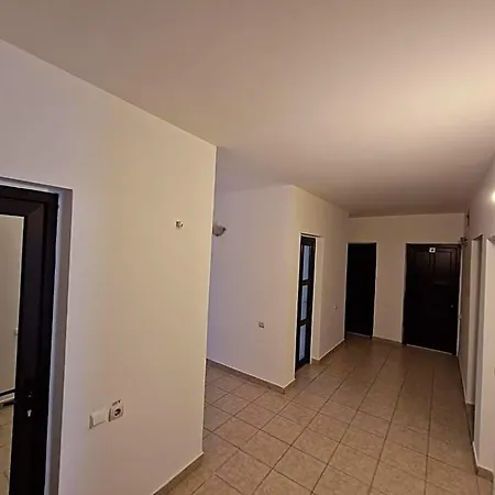 Dms Family House Hostel