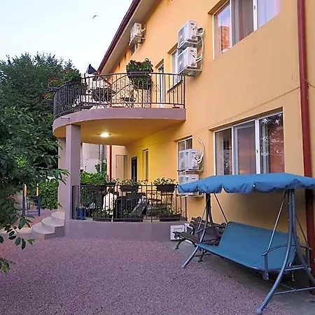 Hostel Dms Family House